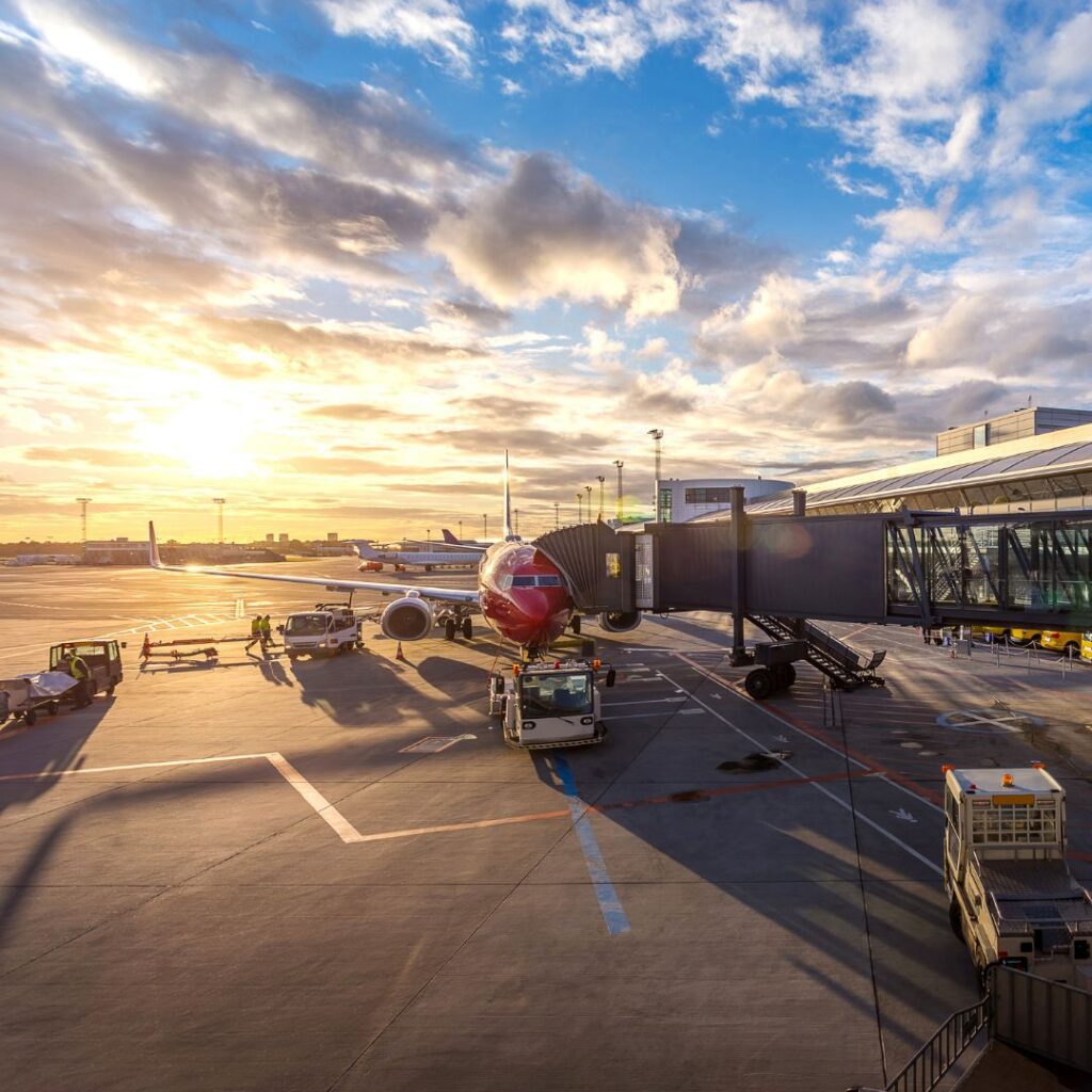 Airport Shuttle BWI with Lovable Little Car LLC